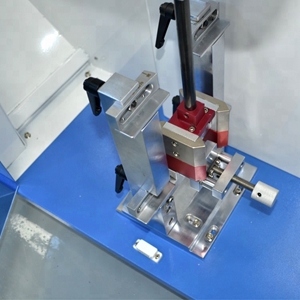 ASTM D256